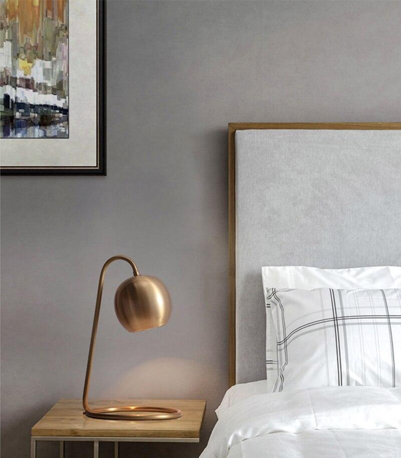 Lark - Copper-Plated Retro Table Lamp